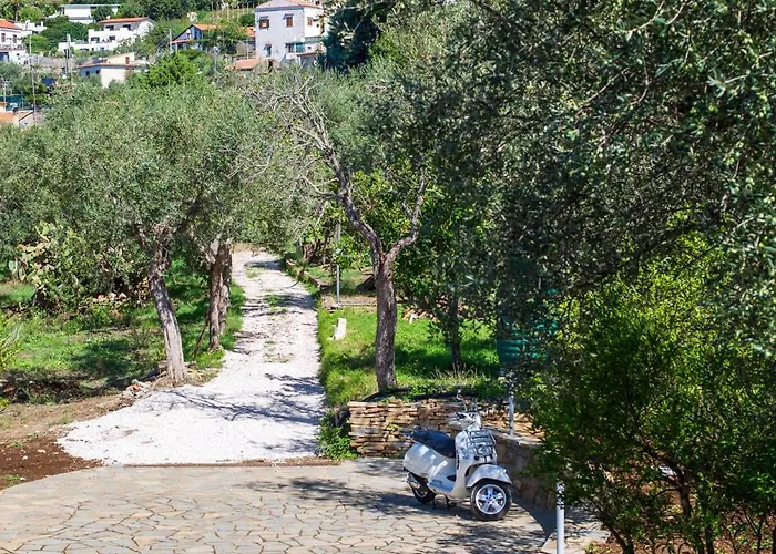 Villacrapolla Sorrento Bed & Breakfast 4*