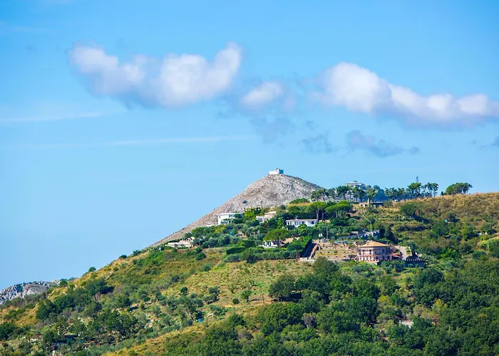 Villacrapolla Sorrento Bed & Breakfast 4*