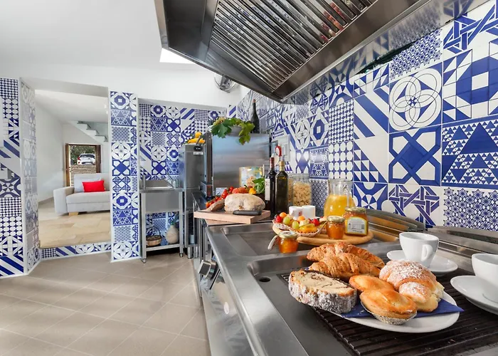 Bed & Breakfast Villacrapolla Sorrento 4*