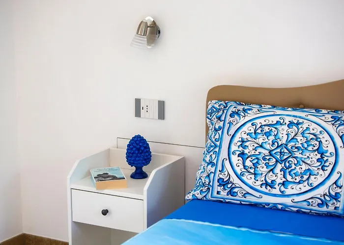 Bed & Breakfast Villacrapolla Sorrento 4*